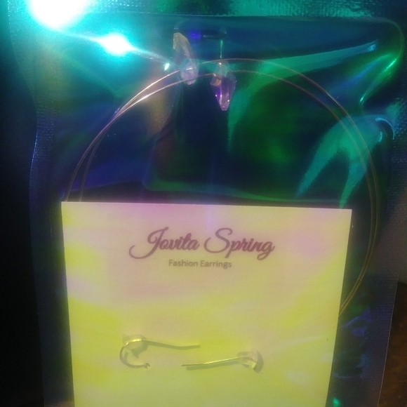 JovitaSpring Heart on a loop - Picture 4 of 5